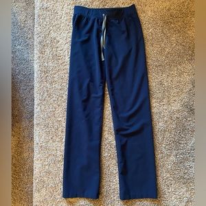Women’s Livingston Basic Scrub Pants